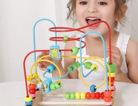 Jeu de motricité en bois