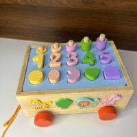 jouets éducatifs en bois